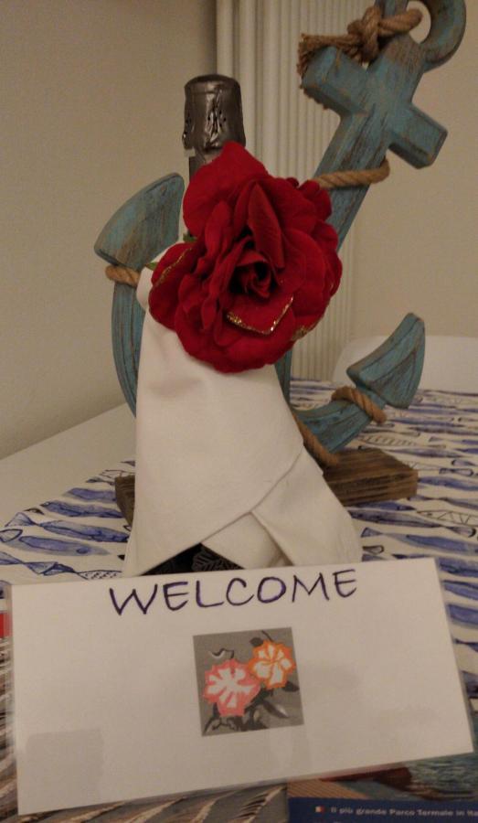 Delle Rose Apartment Eraclea Mare Bagian luar foto