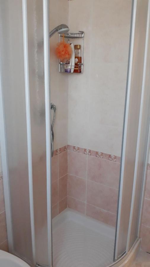 Delle Rose Apartment Eraclea Mare Bagian luar foto